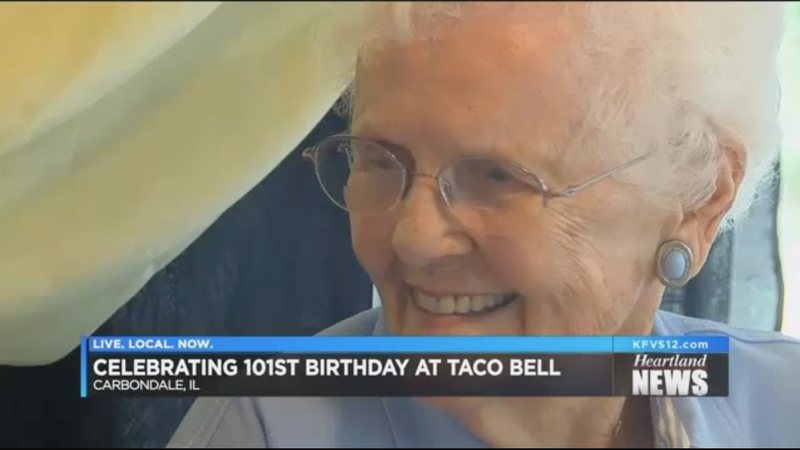 Illustration for article titled Everyone is wonderful in this story about a 101-year-old celebrating her birthday at Taco Bell