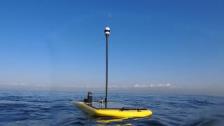 Illustration for article titled Autonomous Wave Gliders Attempt Historic Solo Pacific Crossing