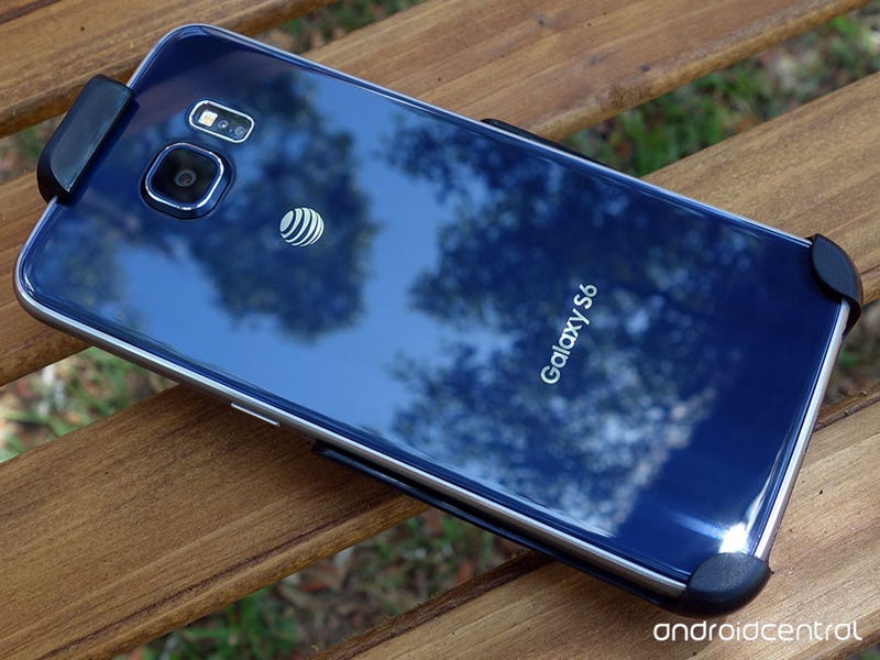 Illustration for article titled AT&T finally updated the Galaxy S6 to Android Marshmallow.
