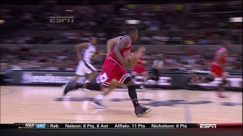 Illustration for article titled Nate Robinson Wore Nike Air Yeezy 2s In An NBA Game, For Some Reason