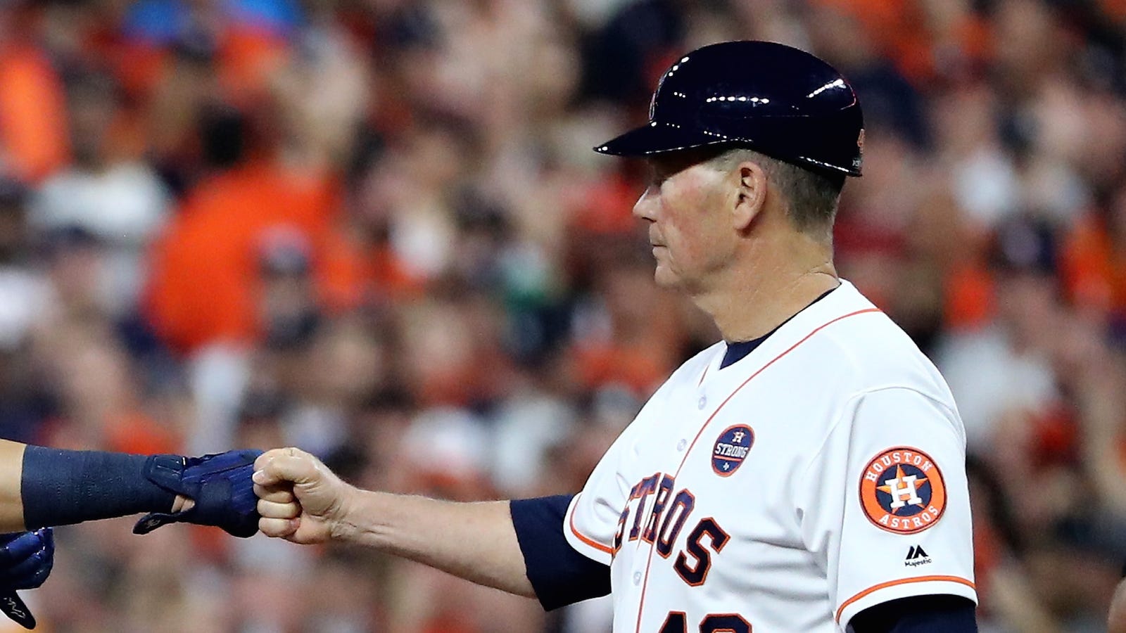 Report Astros Coach Rich Dauer Was Rushed From World Series Parade For
