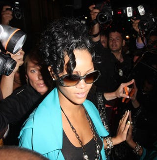 Illustration for article titled Rihanna Cancels "Comeback" Concert; Madonna's Adoption Case Adjourned Indefinitely