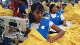 Illustration for article titled Apple May Be Using Retail Store Employees to Fix Their Crap Maps
