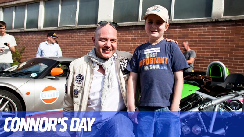 Illustration for article titled The Terminally Ill Boy Who Inspired The Giant "Connor's Day" Car Show Has Died