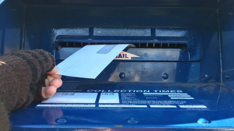 Illustration for article titled An Appreciation of the Postal Mailbox—and How Its Latest Design Diminishes the Magic of Mail