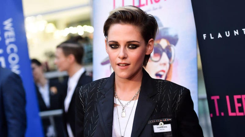 Illustration for article titled Kristen Stewart Will Tell a Ghost to Back the Fuck Off