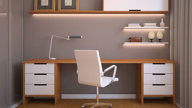 The Best Way to Set Up and Organize Your Desk