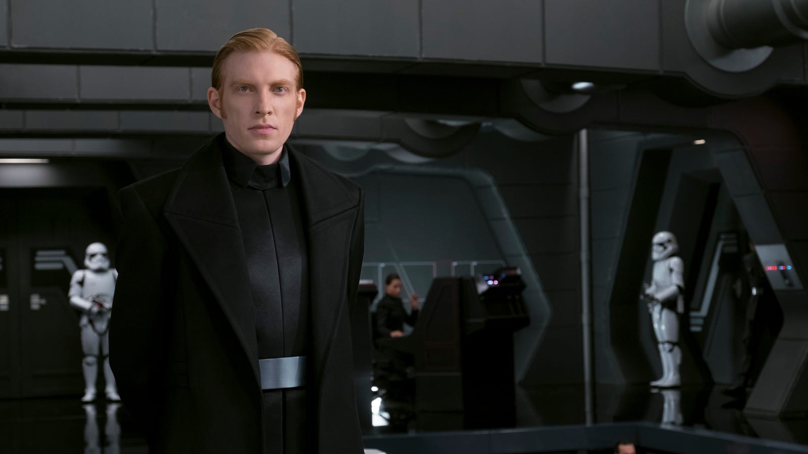 Rian Johnson: Russian Bots Targeted Star Wars: The Last Jedi to Save General Hux
