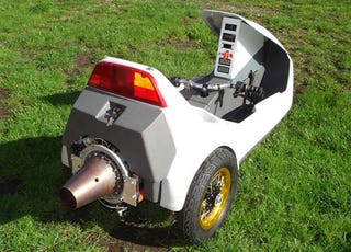 Illustration for article titled Sinclair C5 Trike Jet Engine Swap