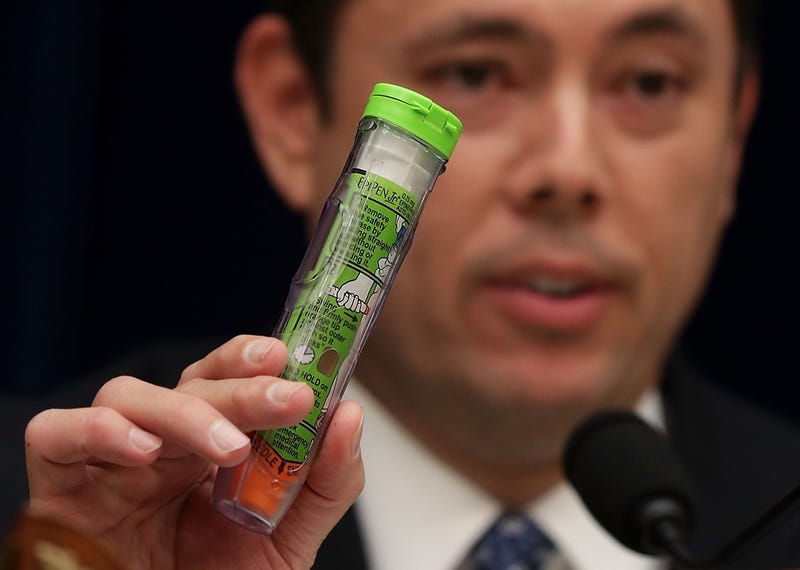 Congressman Jason Chaffetz holds up an EpiPen Jr. as he speaks during a hearing about Mylan’s price gouging at the House Oversight and Government Reform Committee on September 21, 2016 (Photo by Alex Wong/Getty Images)