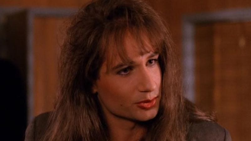 Illustration for article titled David Duchovny also hopes to return to Twin Peaks