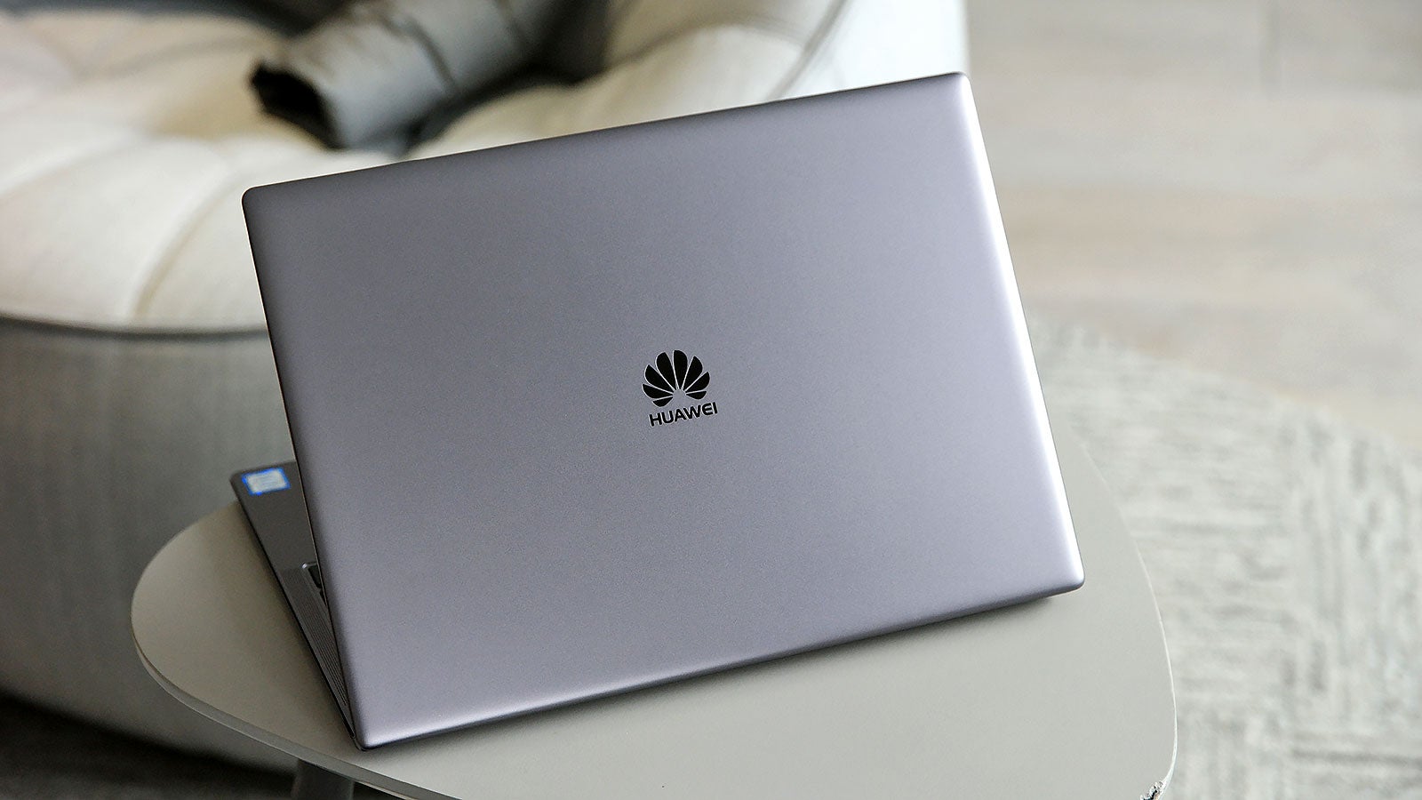 Huawei's MateBook X Pro Is An Imitation Worth Buying