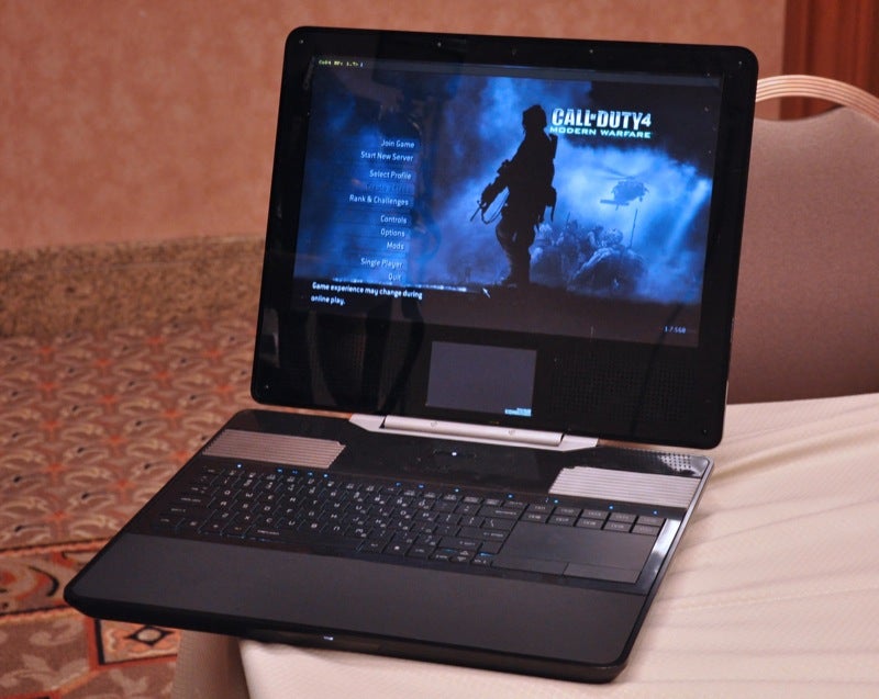 HP Firefly Laptop Gallery: 13 Pounds of Dual-Screen Lovin'