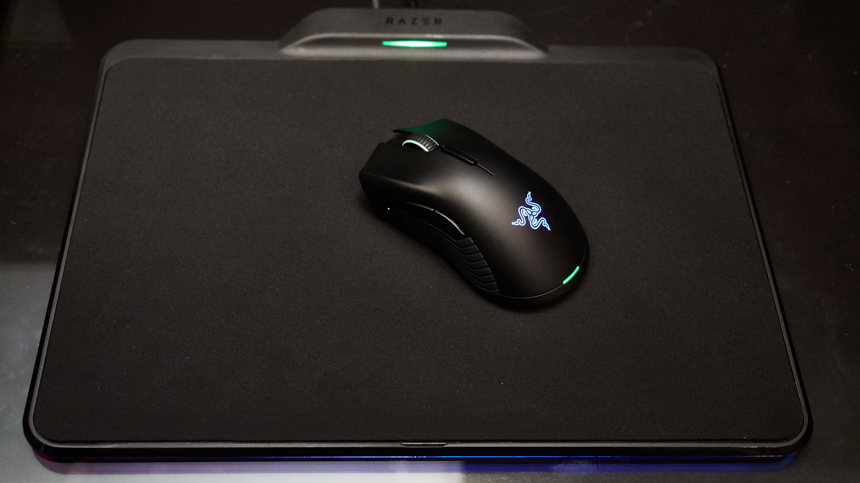 Razer s New Wireless Mouse Charges Through The Mousepad Kotaku Australia