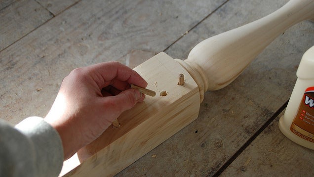 Joinery 101: How To Attach Boards With Dowels | Lifehacker 