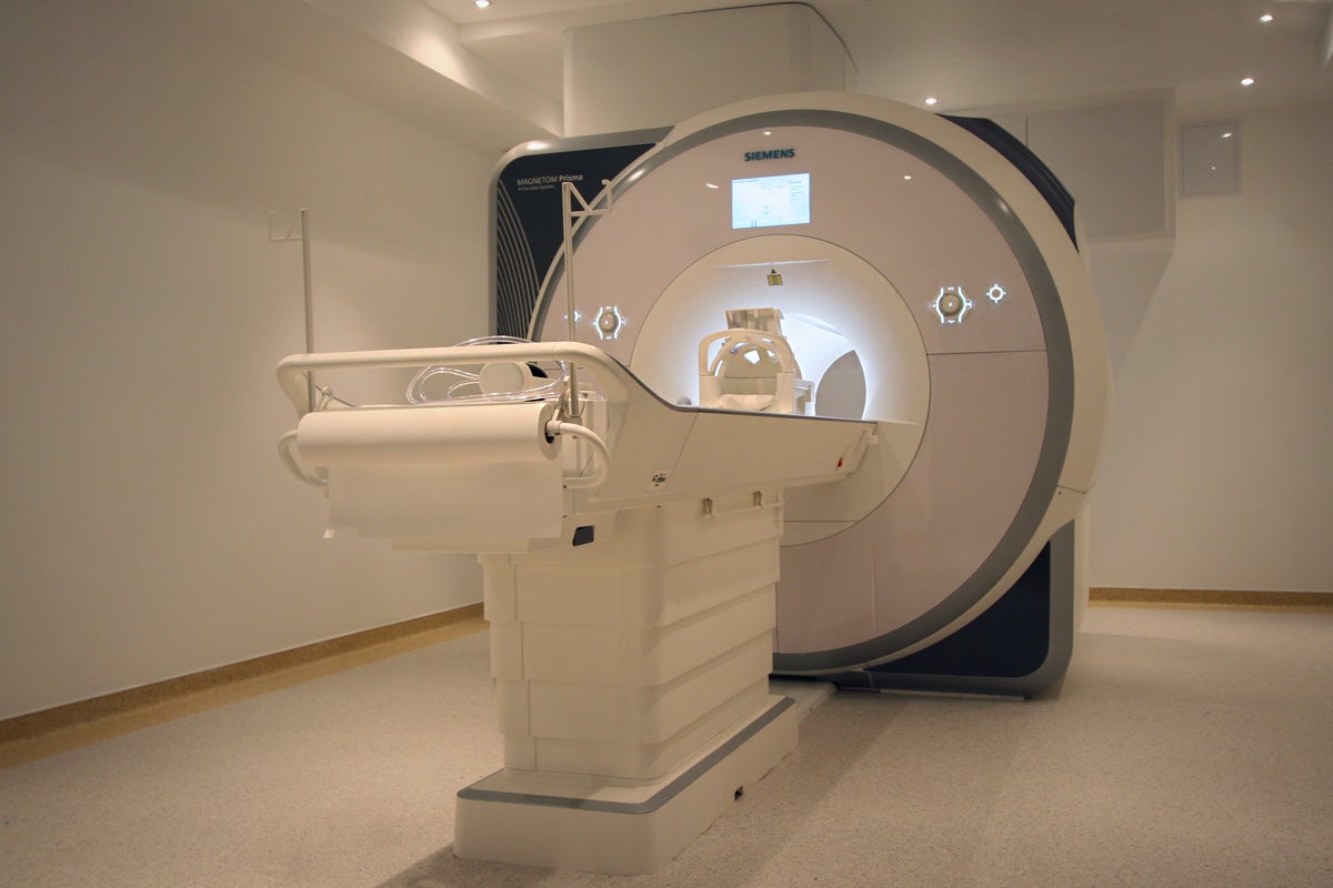 This Siemens MRI Scanner Is A Beautiful Machine That Saves Lives ...