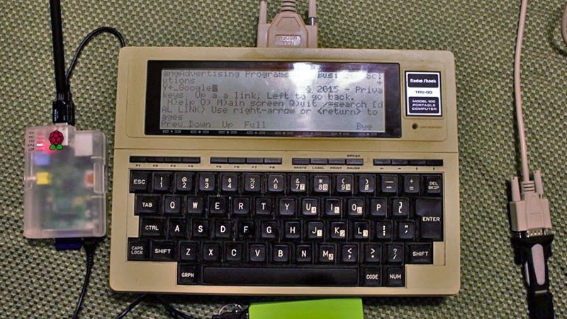 Surfing The Internet With A Laptop From 1983 Sounds Nightmarish