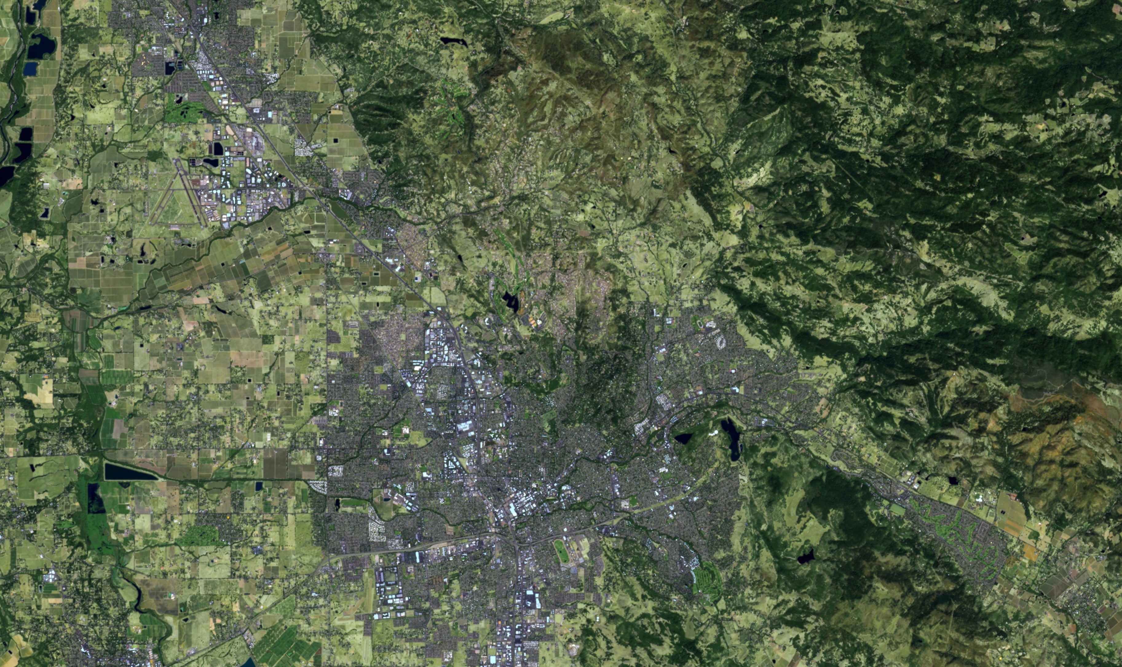 Сегодня со спутника. Спутниковый снимок. Снимки со спутника. Снимок местности со спутника. Киев со спутника.