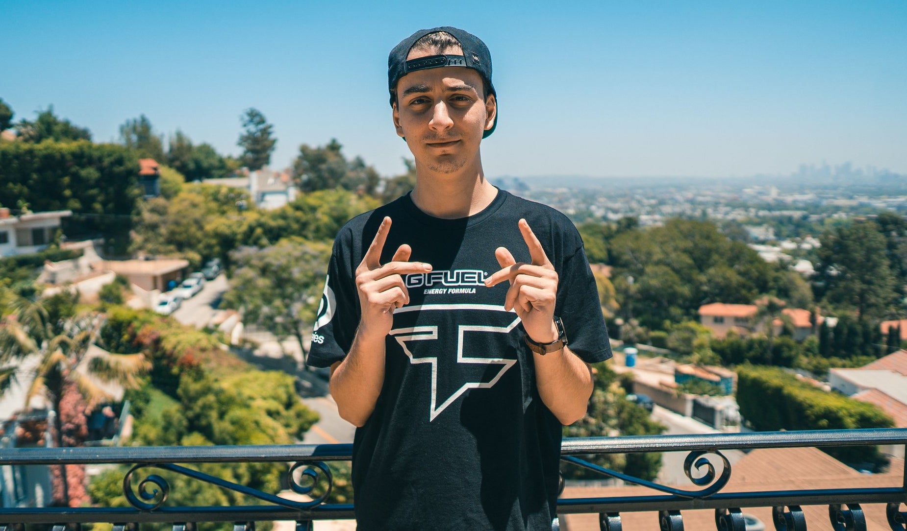 Another Popular Twitch Streamer Is Trying To Leave FaZe Clan