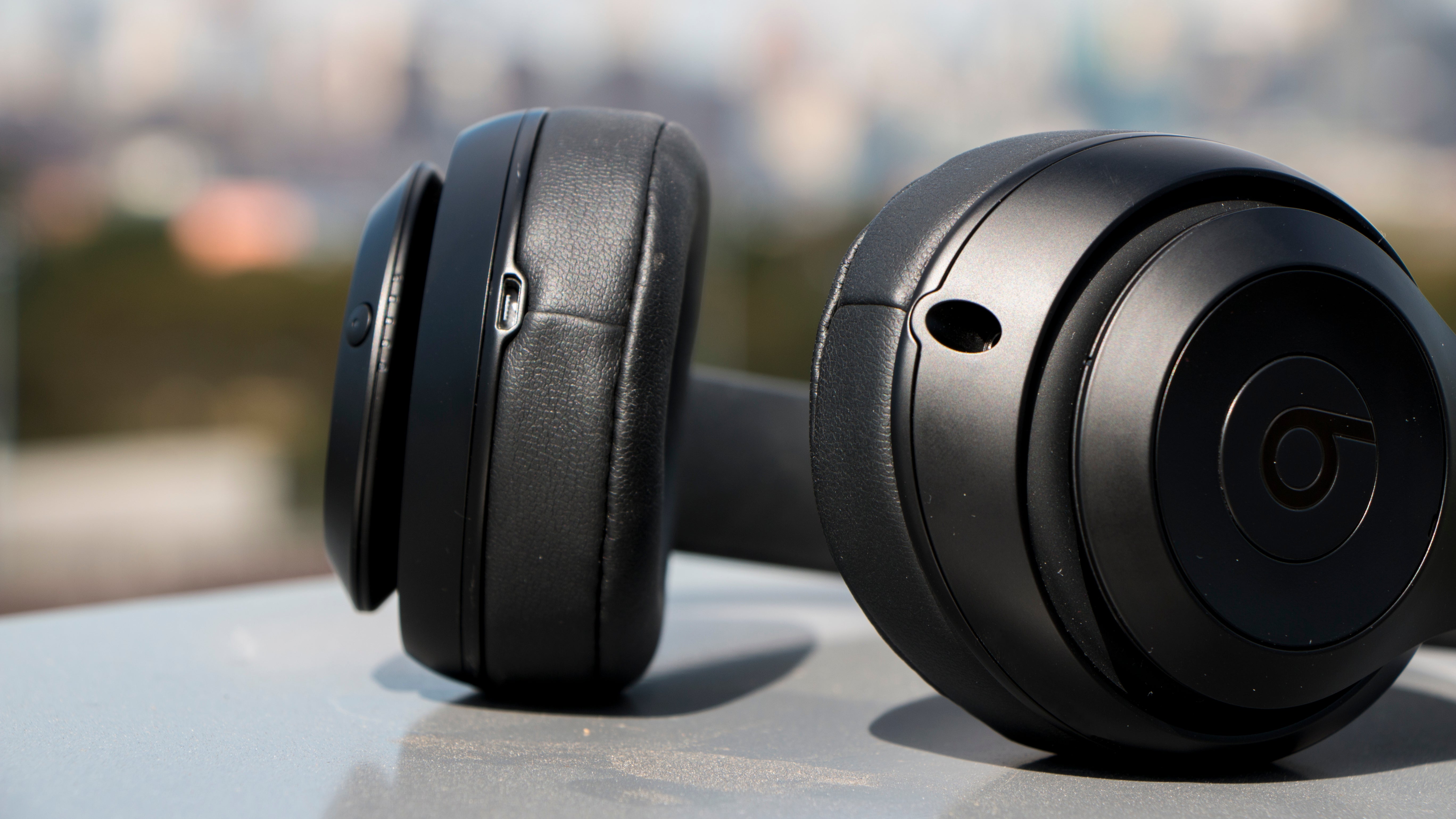 Beats Studio3 Wireless Headphones: The Gizmodo Review | Gizmodo Australia