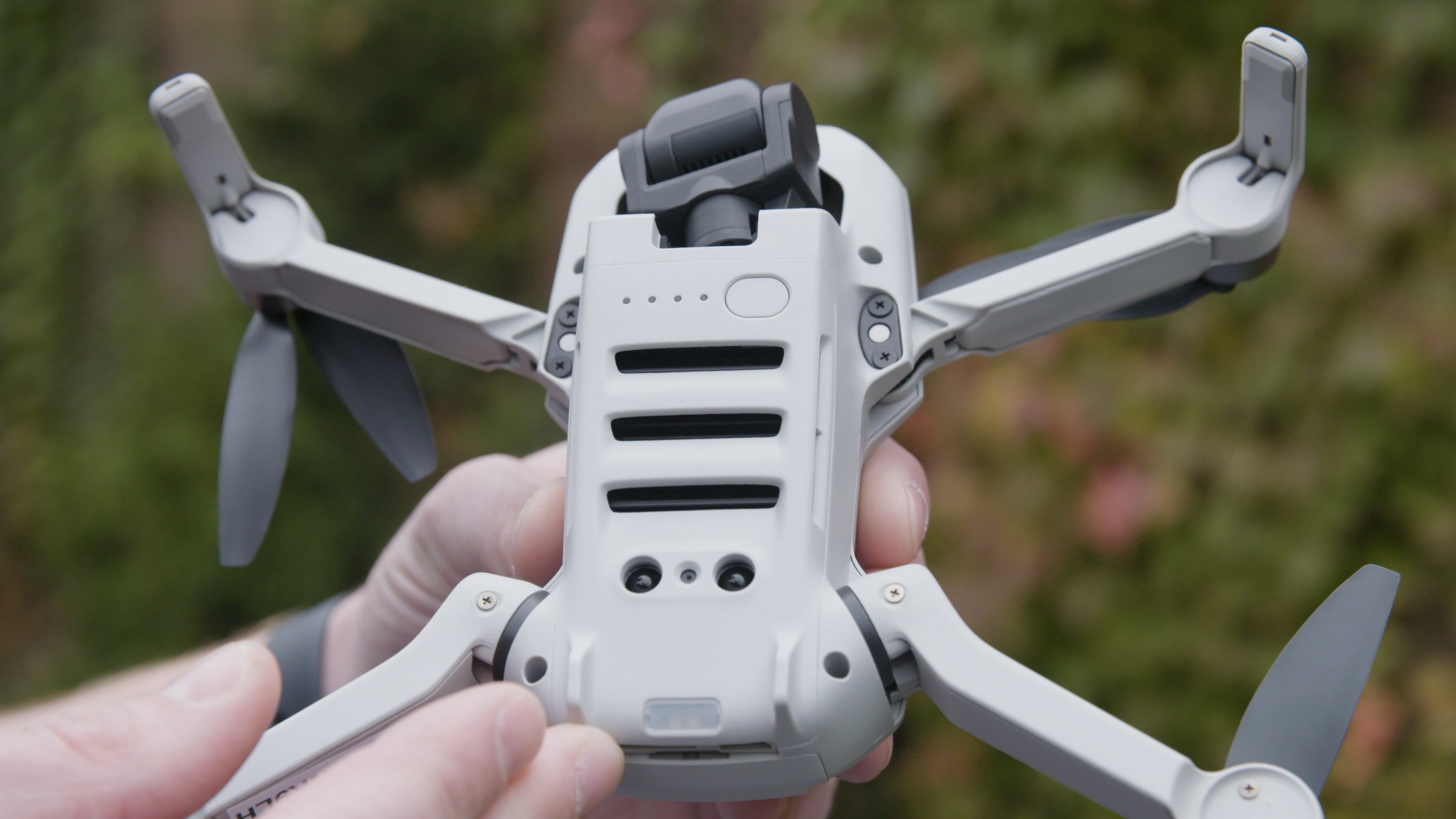 DJI's Mavic Mini Wants To Be The Drone For Everyone Gizmodo Australia
