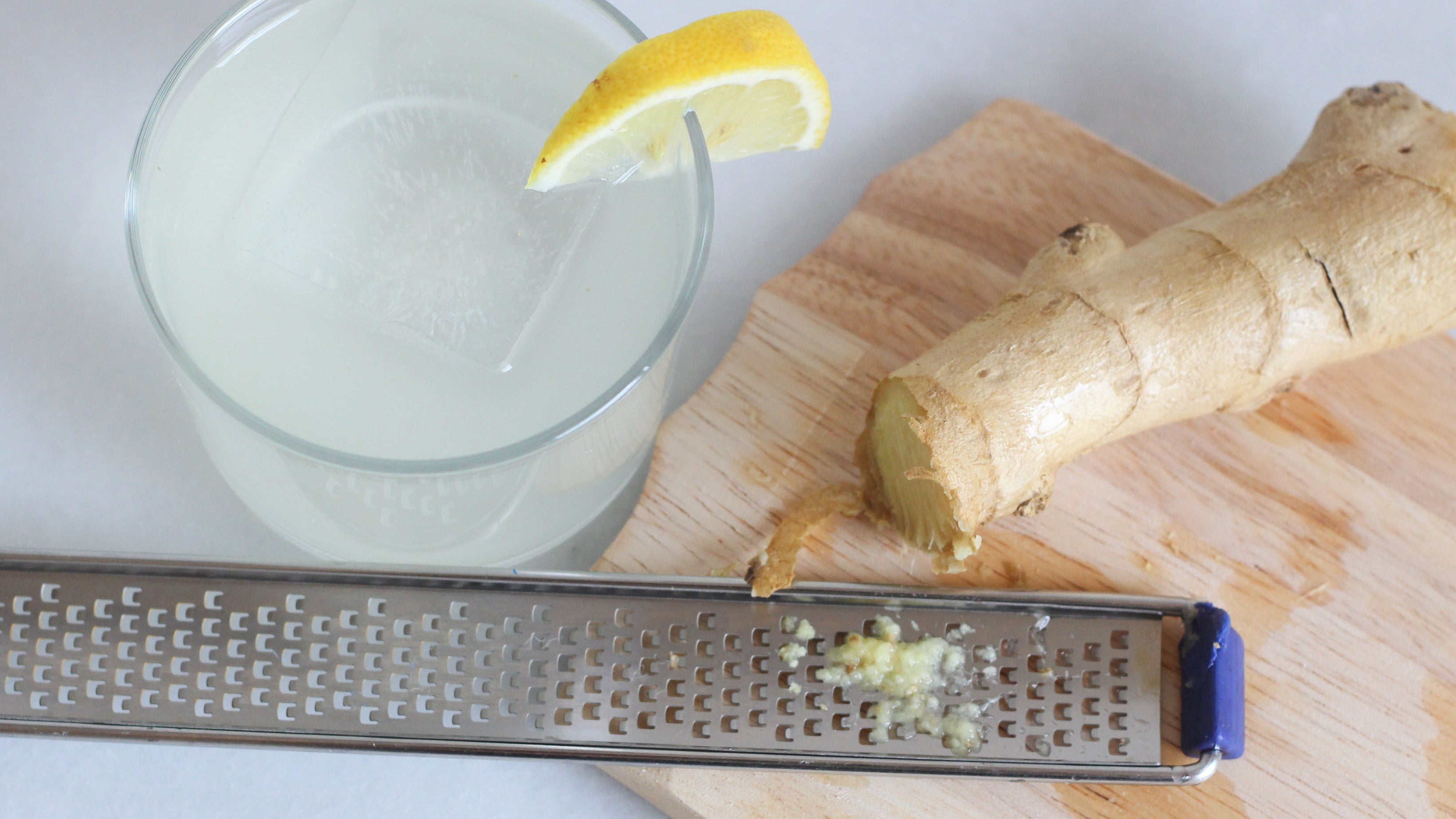 Here’s A Quick Way To Get Fresh Ginger Into Drinks