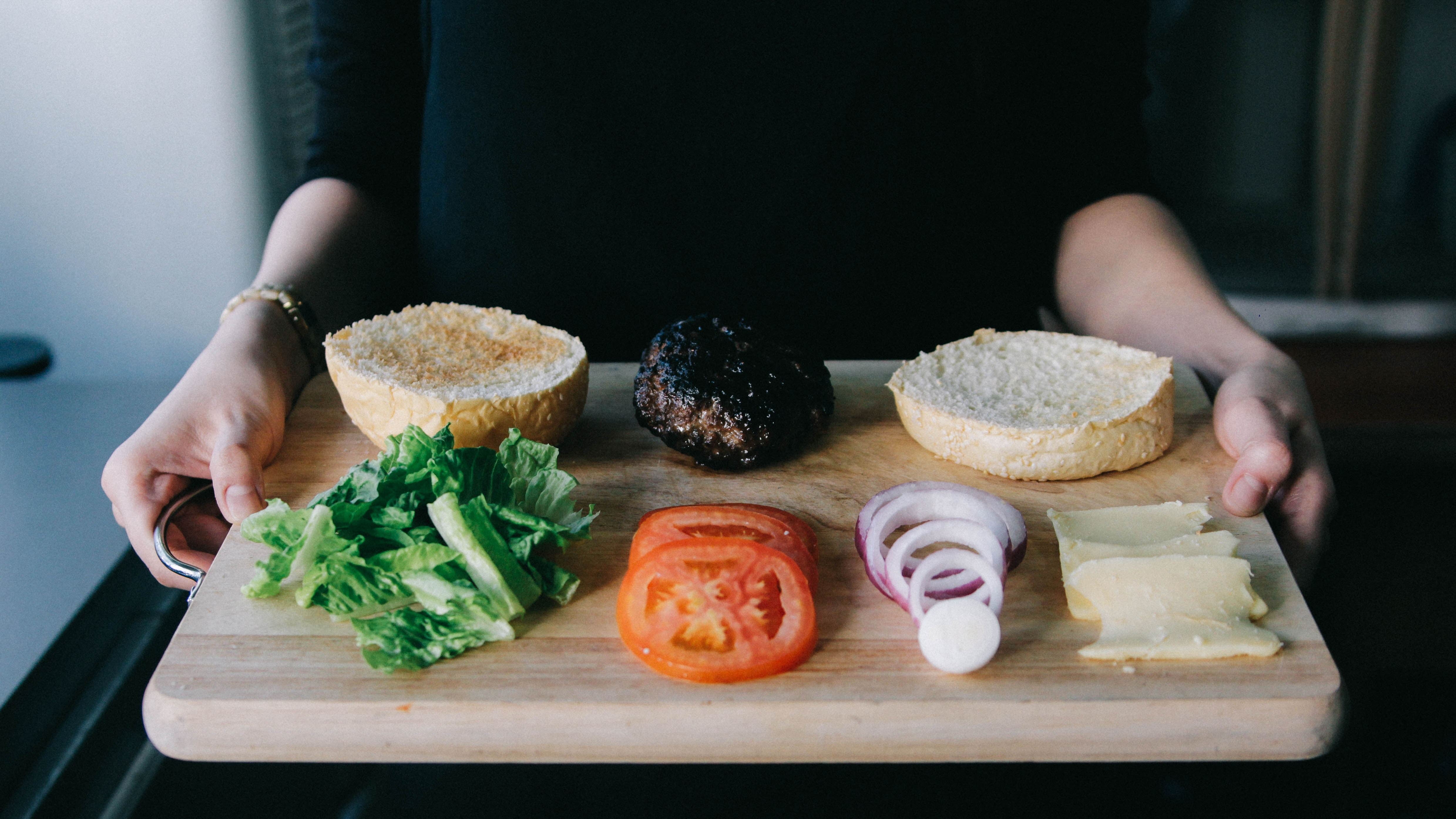 Google's burger emoji starts toppings debate Google's burger emoji starts toppings debate