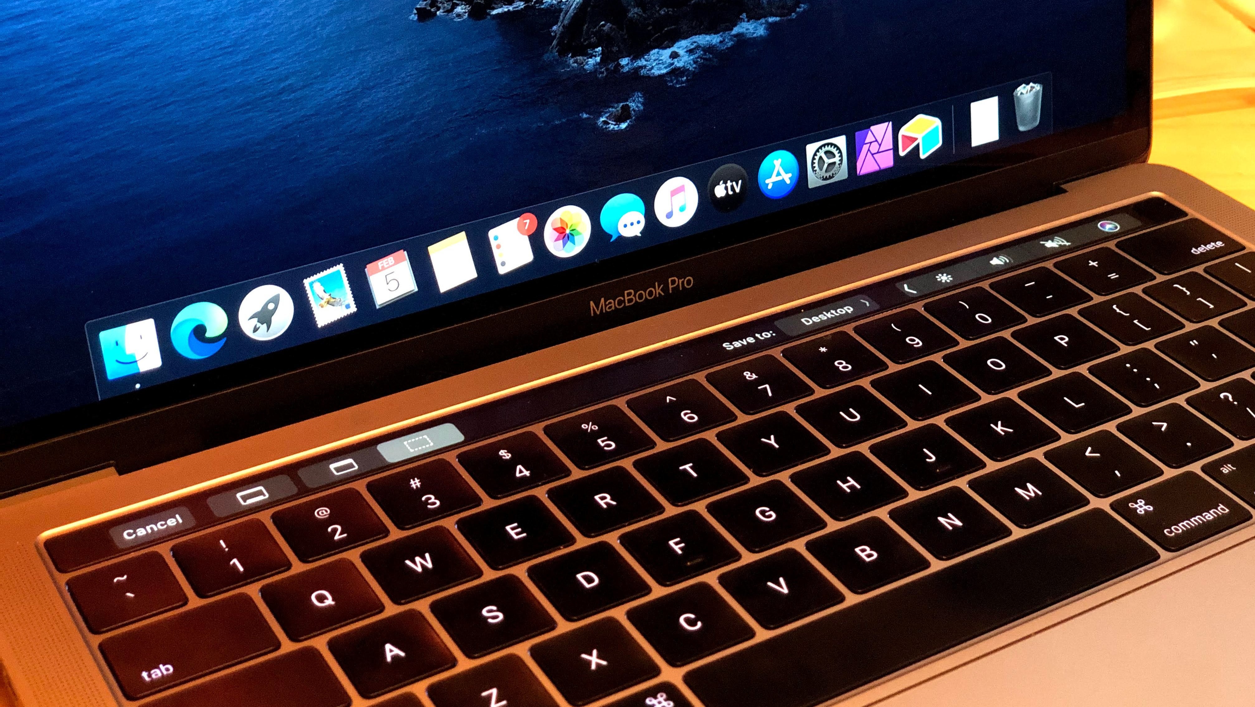 macbook pro screenshot key