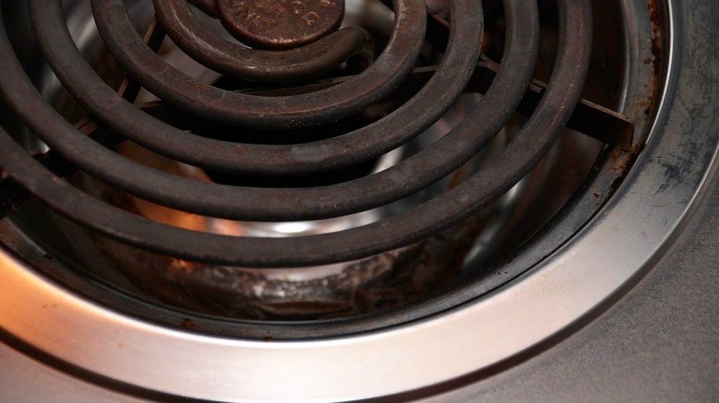 You Can Buy New Drip Pans For Your Stove