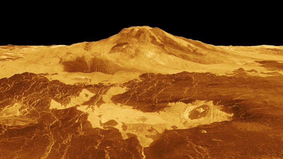 Clouds Reveal Features On The Surface Of Venus | Gizmodo Australia