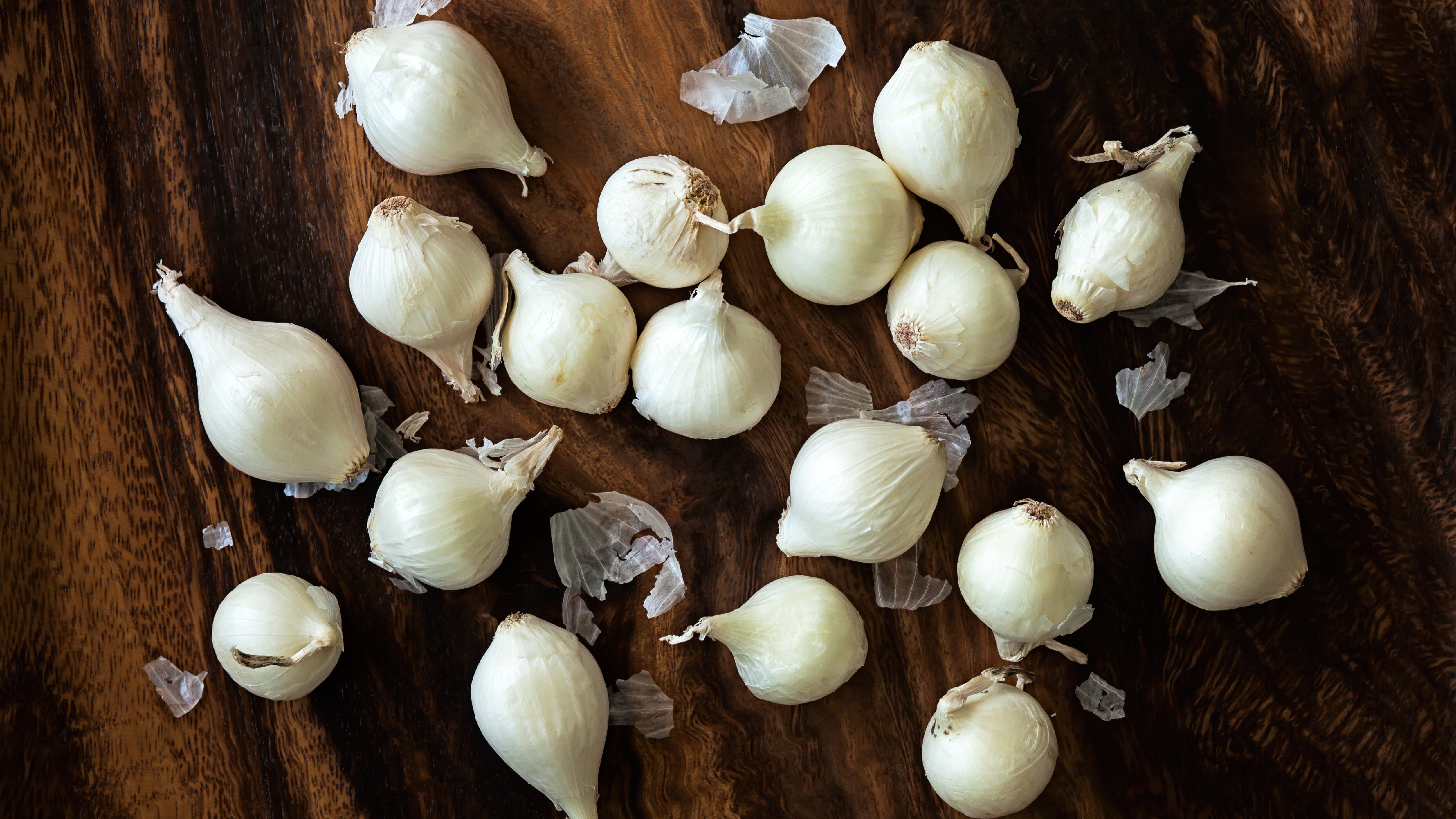 The Easiest Way To Peel Whole Pearl Onions