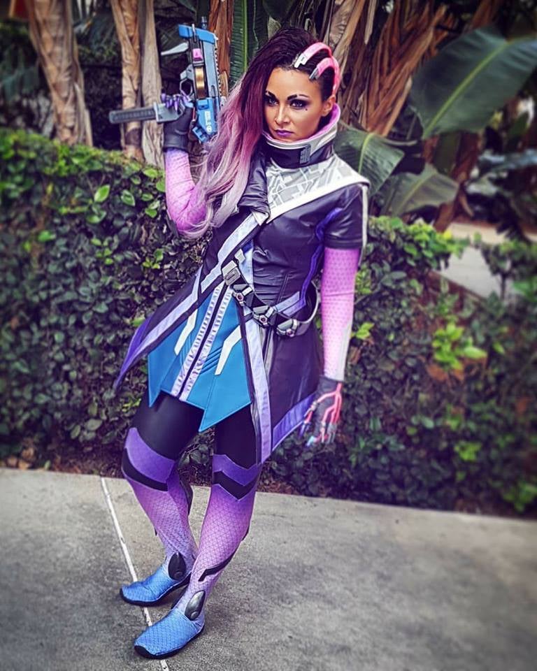 Sombra Cosplay Telegraph 