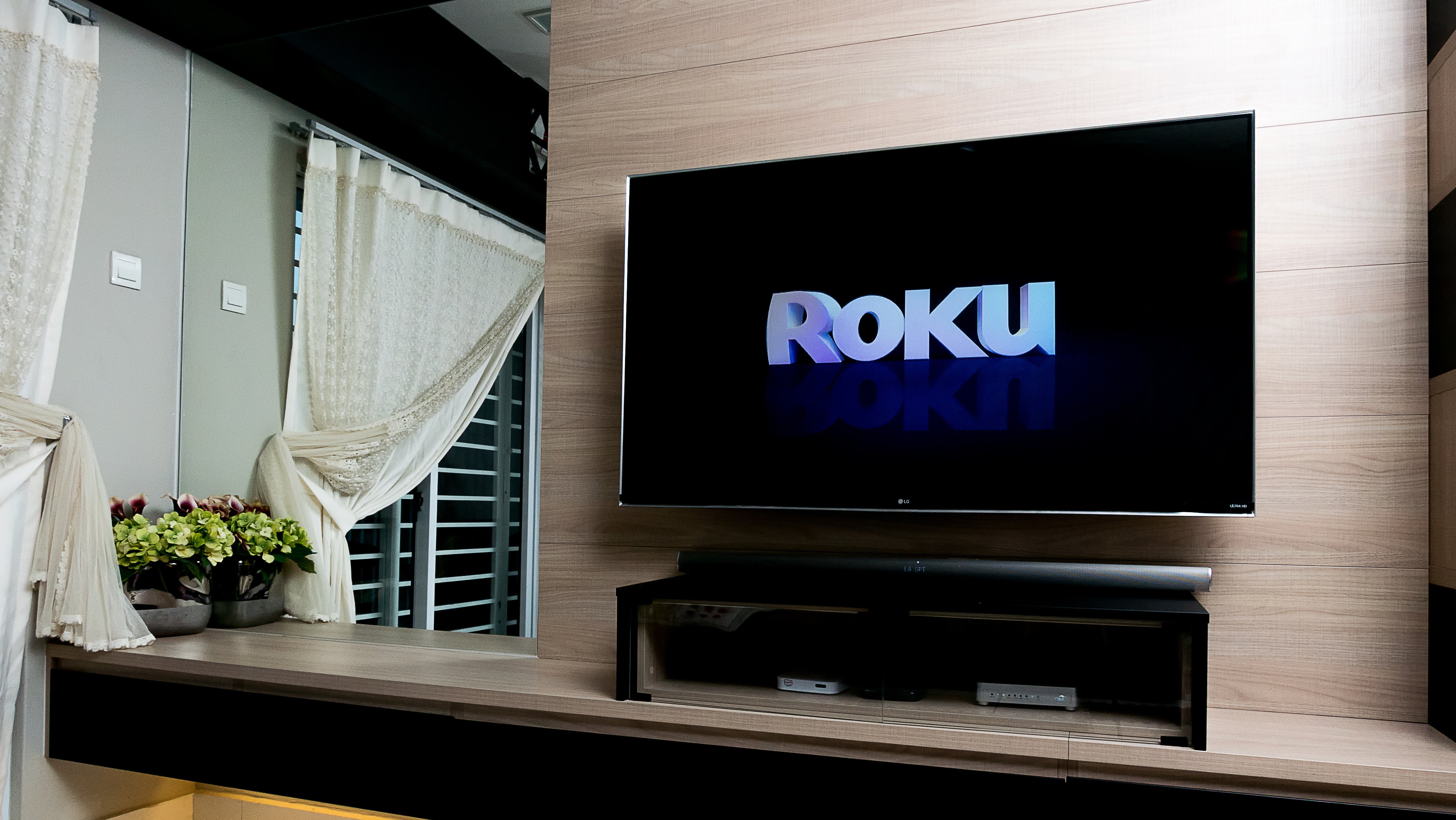 Roku Customers Can Get 30 Days Of Free Premium Content Right Now