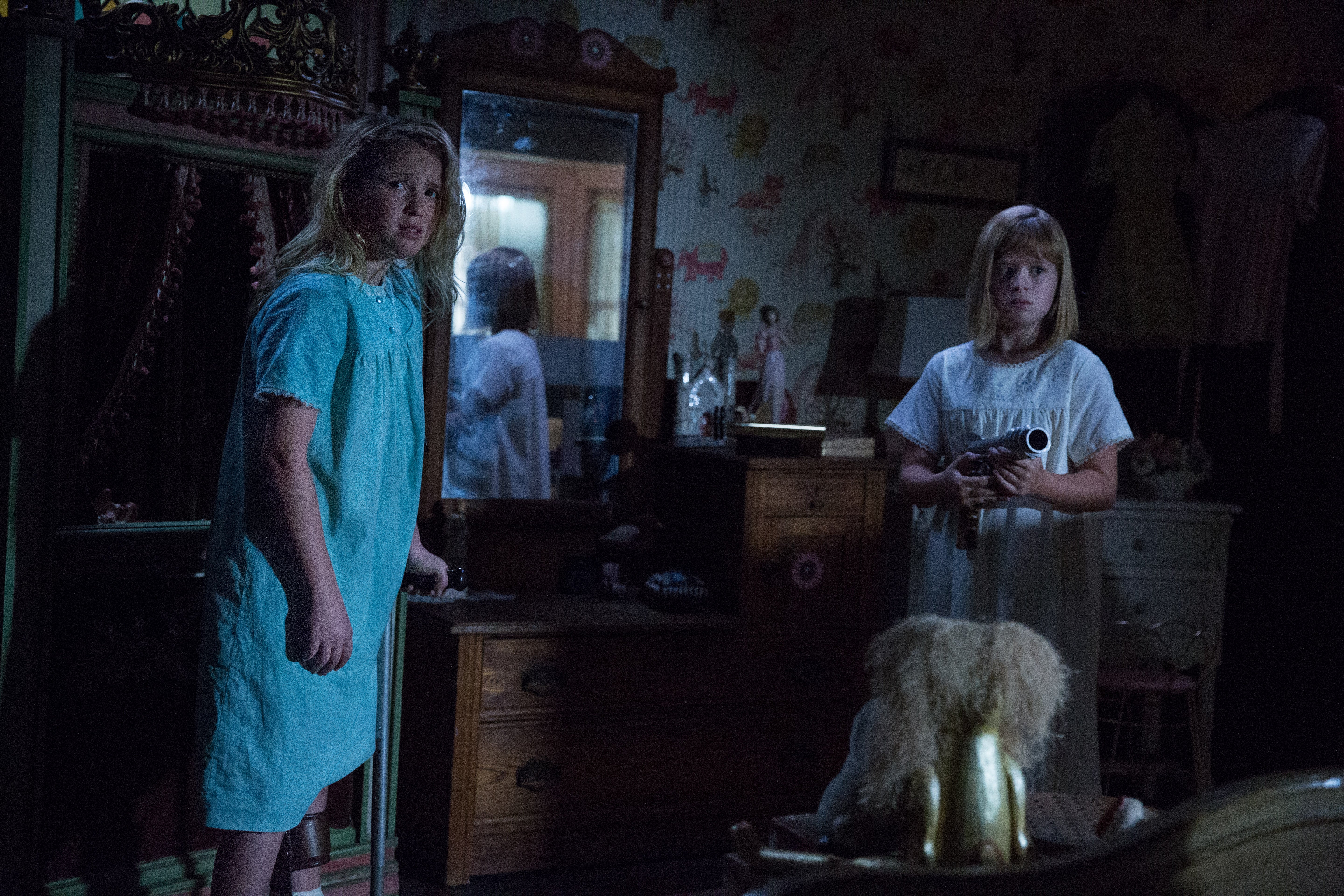 Annabelle: Creation Offers Fun But Fleeting Frights 