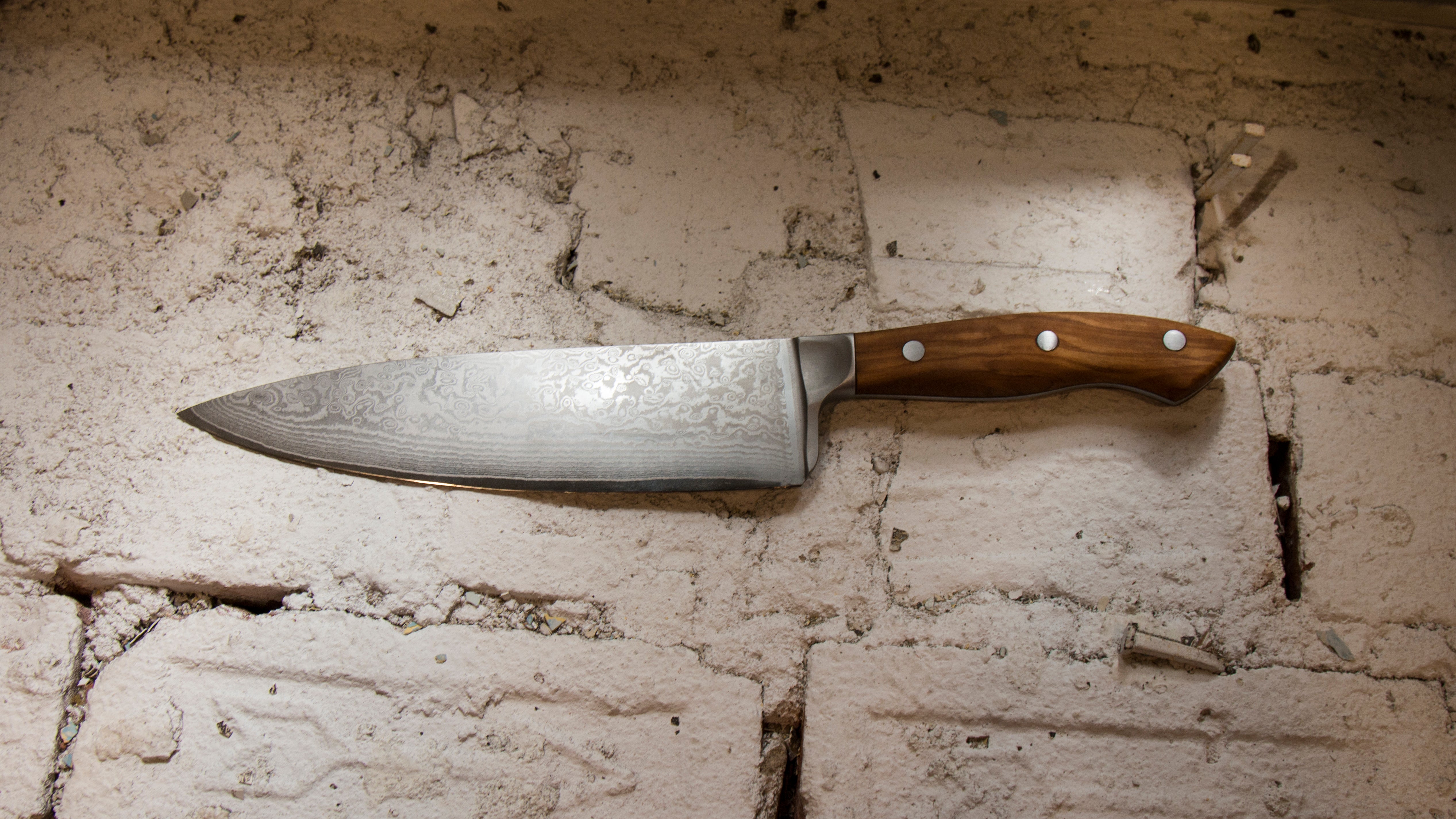 This Beautiful Chef's Knife Is Beautifully Cheap