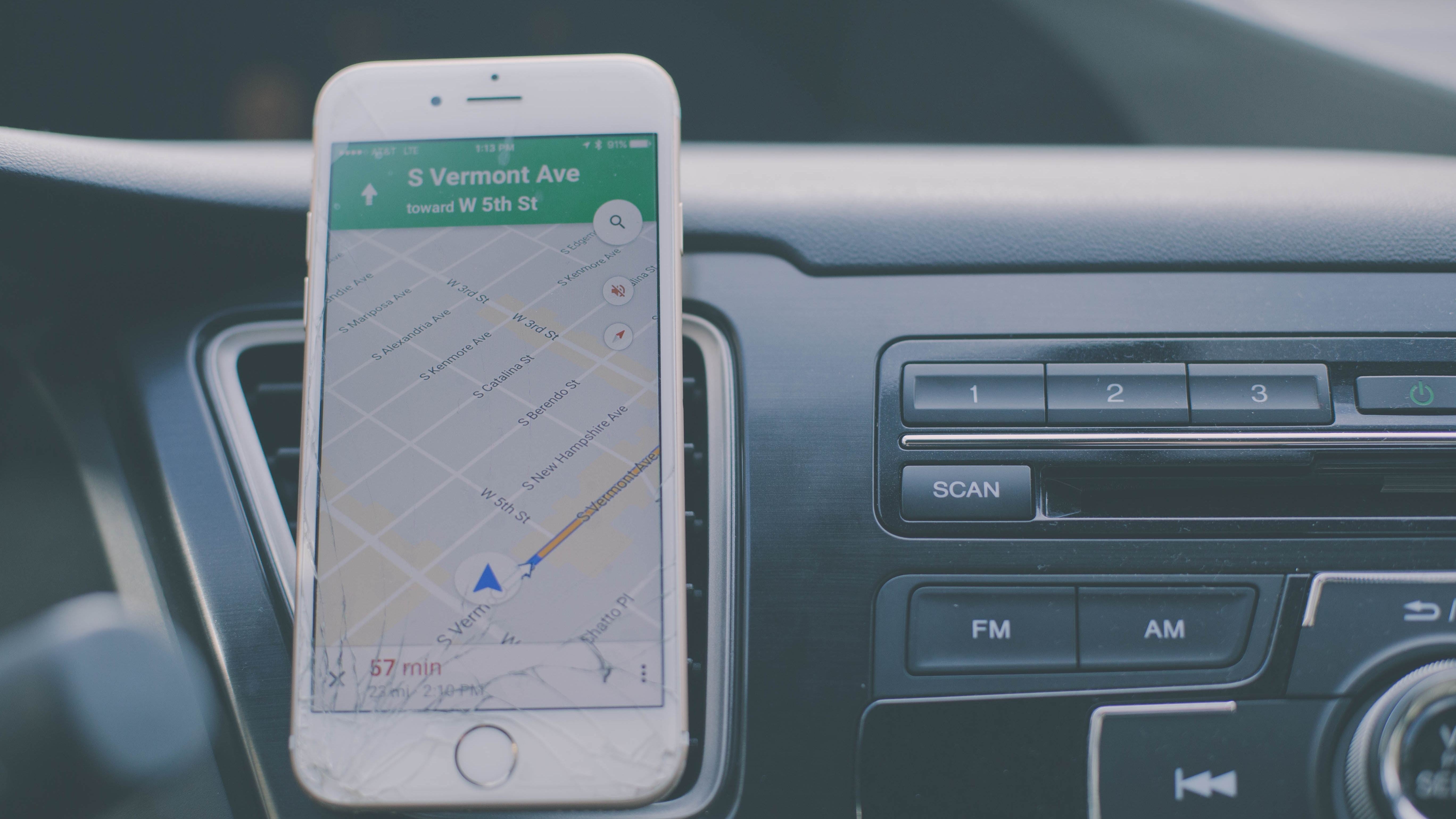 How To Switch Between Google Maps And Apple Maps In iOS