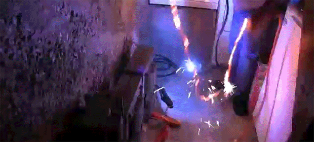 Running a Current Through A Steel Chain Turns It Into An Electric Whip