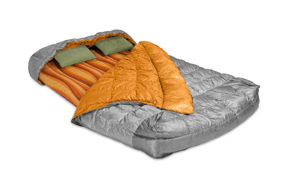 Your Next Sleeping Bag Might Not Have A Zipper Or Even Be A Bag At All | Gizmodo Australia