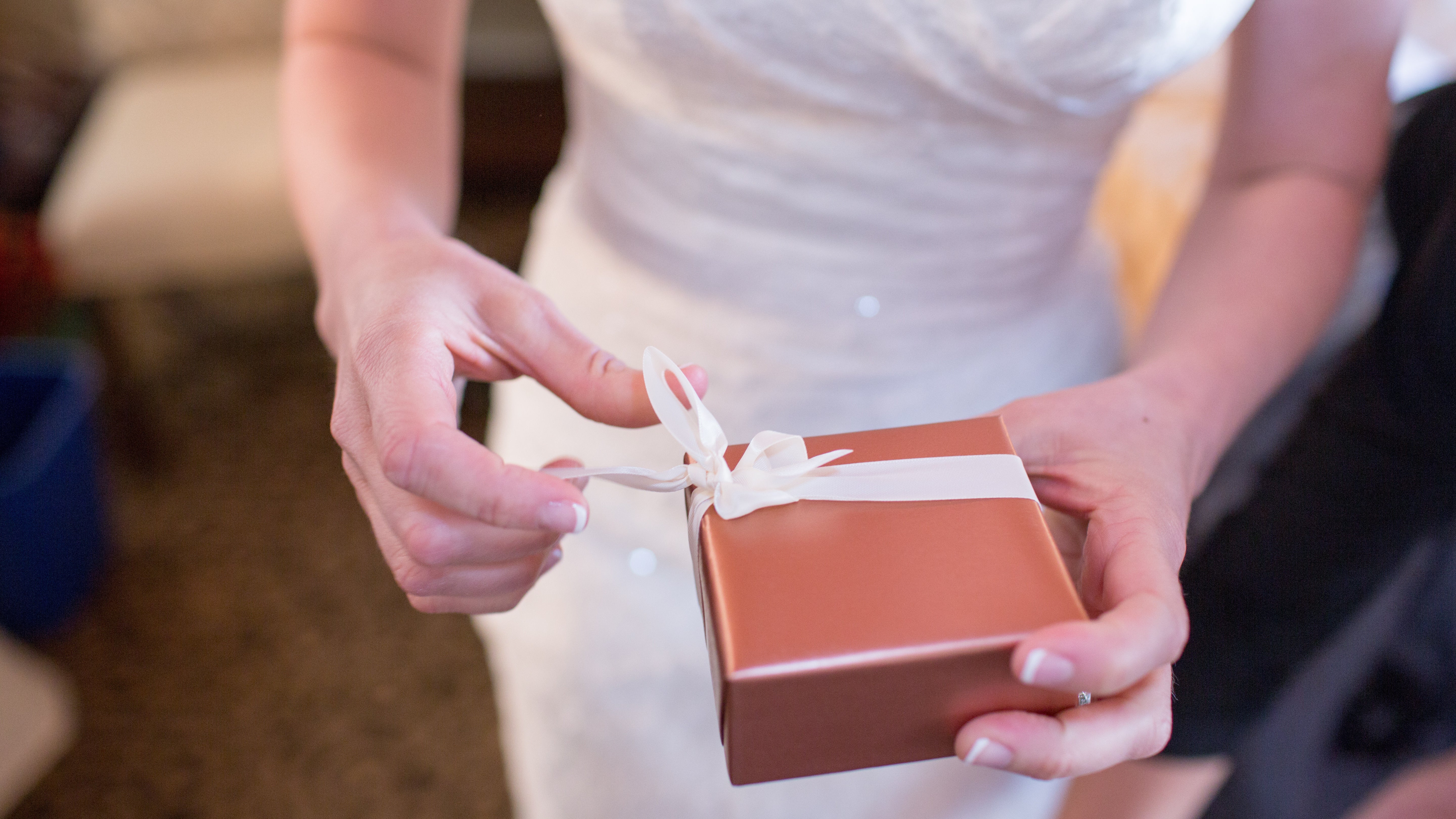 How To Write A Wedding Gift Cheque