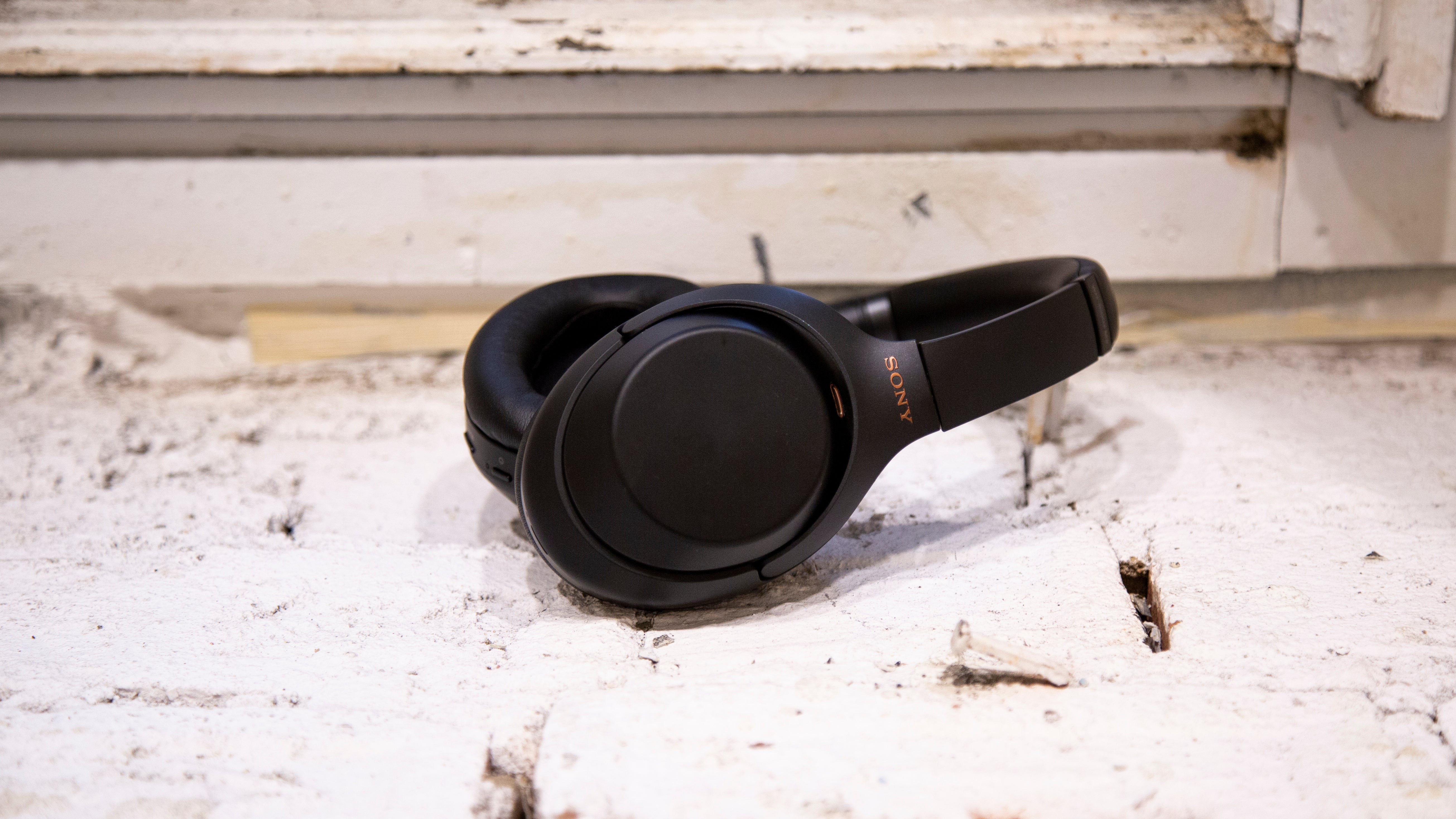 You Can Use Noise Cancelling Headphones In Place Of A Gaming Headset, But There’s A Catch