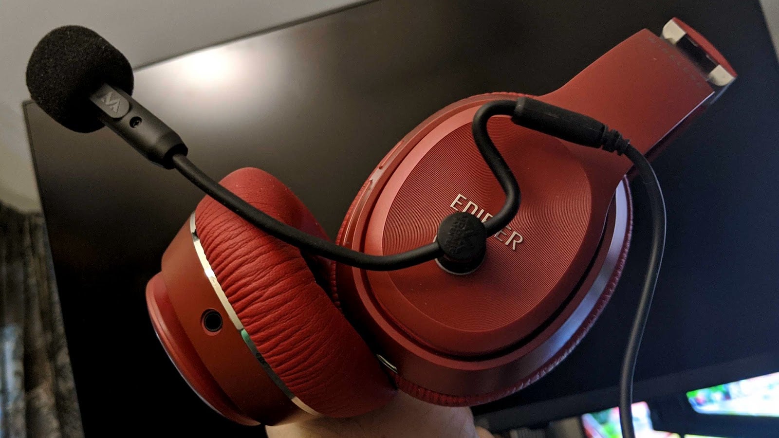 The Best Headset Microphones Can Attach To Any Headphones