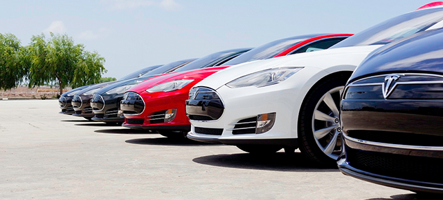 Briefly: Cheap KFC, Tesla 3 Triumphs, OneDrive Doubles Free Storage