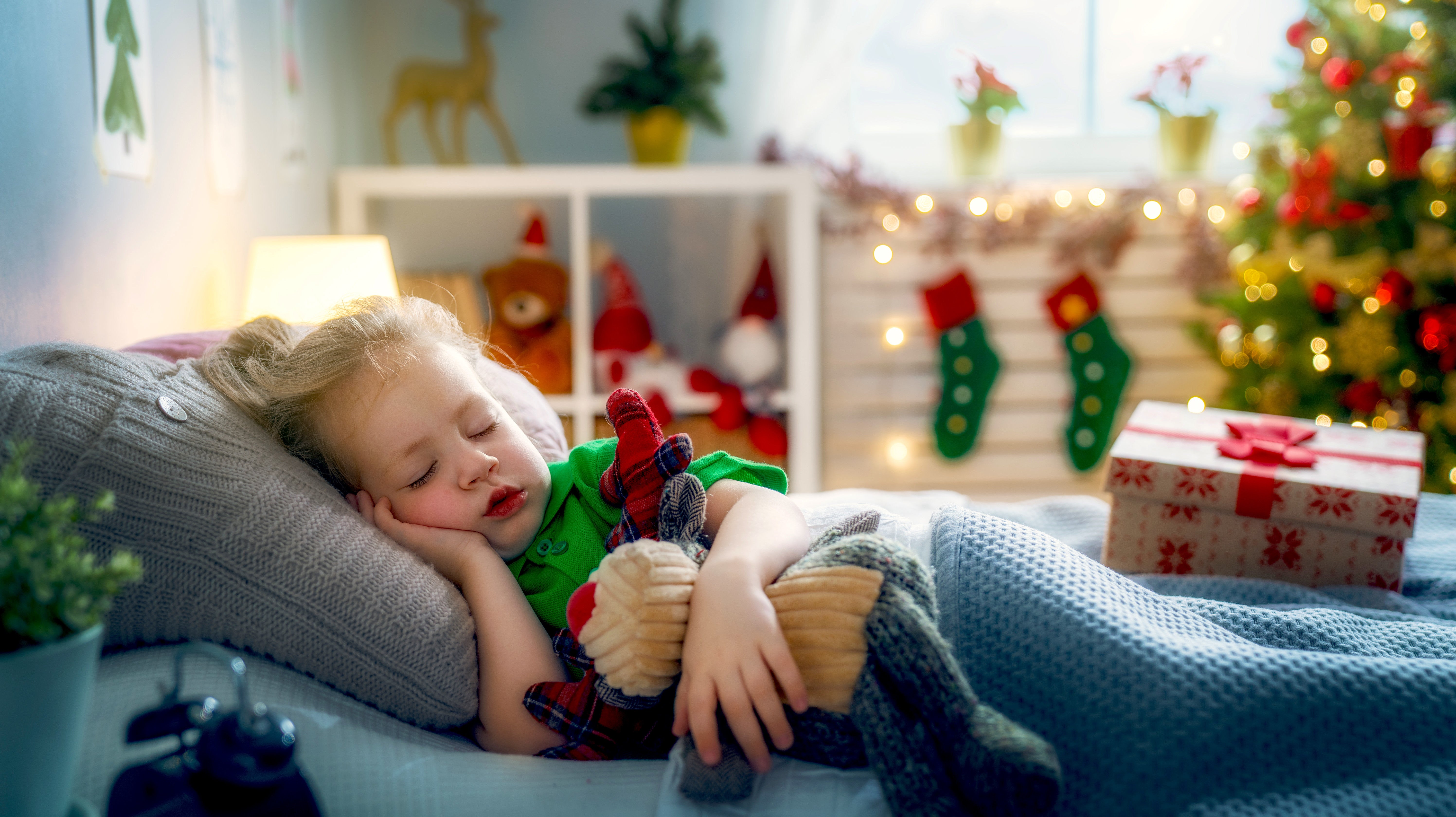 Turn Holiday Lights Into Festive ‘Nightlights’ In Your Kid’s Room