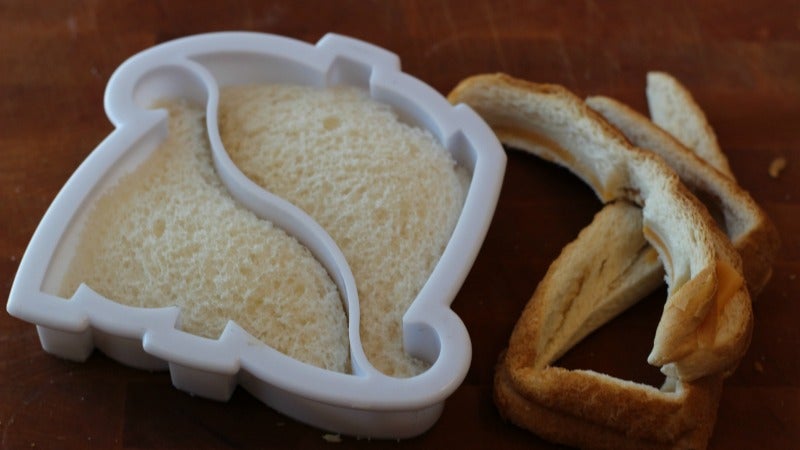How to Make Your Kid's Lunch Fun, Even If You Have Zero Artistic Ability