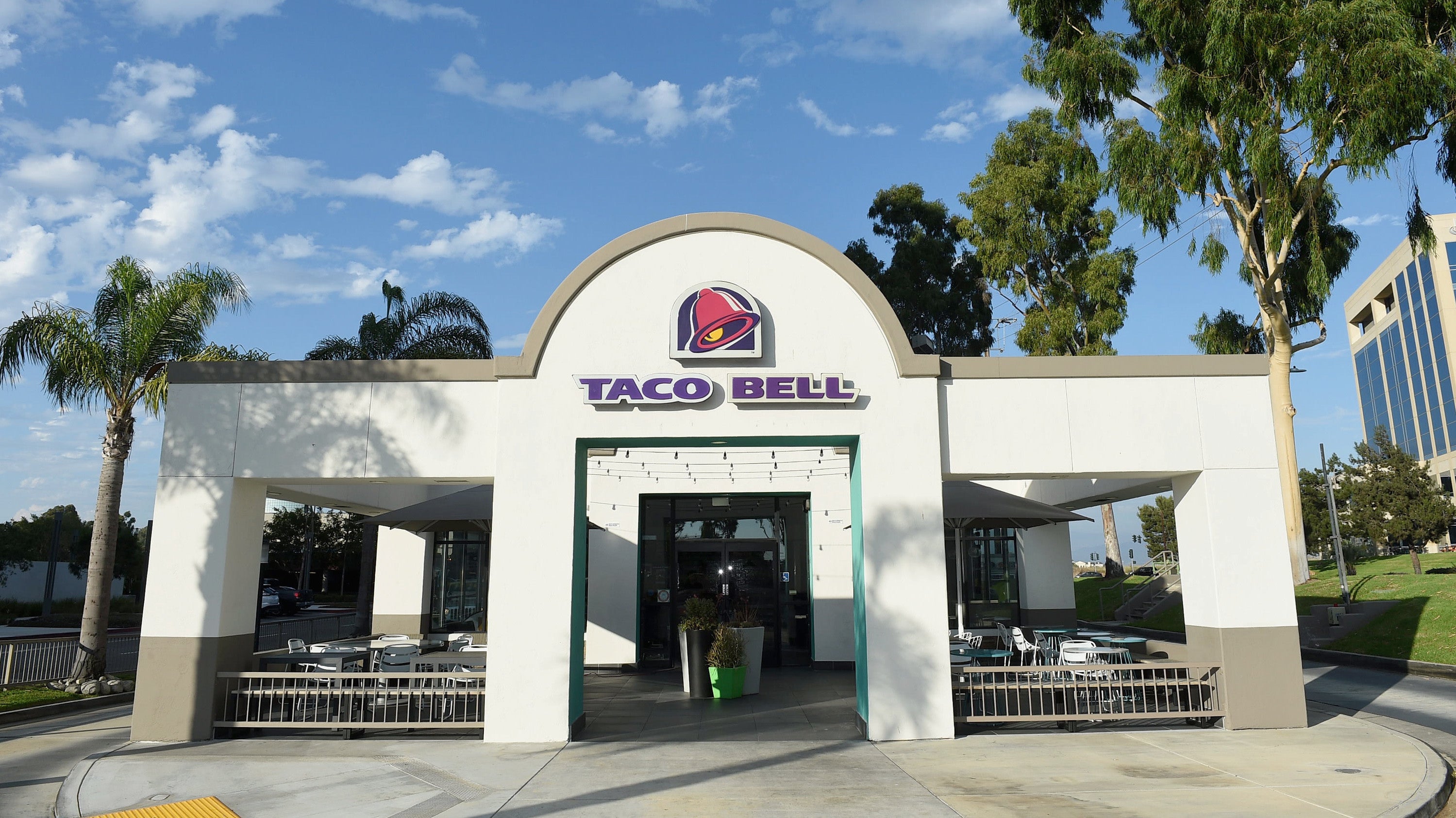Get A Free ‘Steal A Base’ Taco At Taco Bell Today
