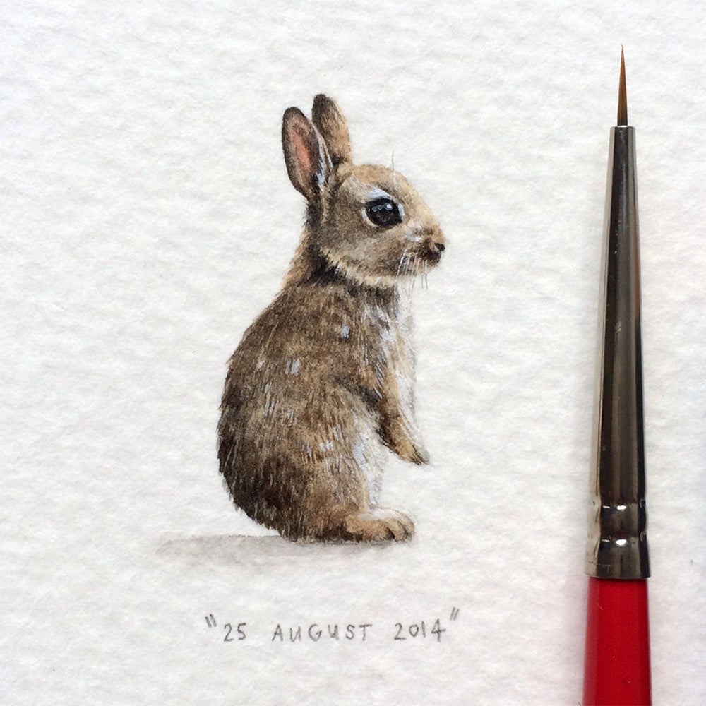 Artists makes 365 beautiful tiny paintings for ants