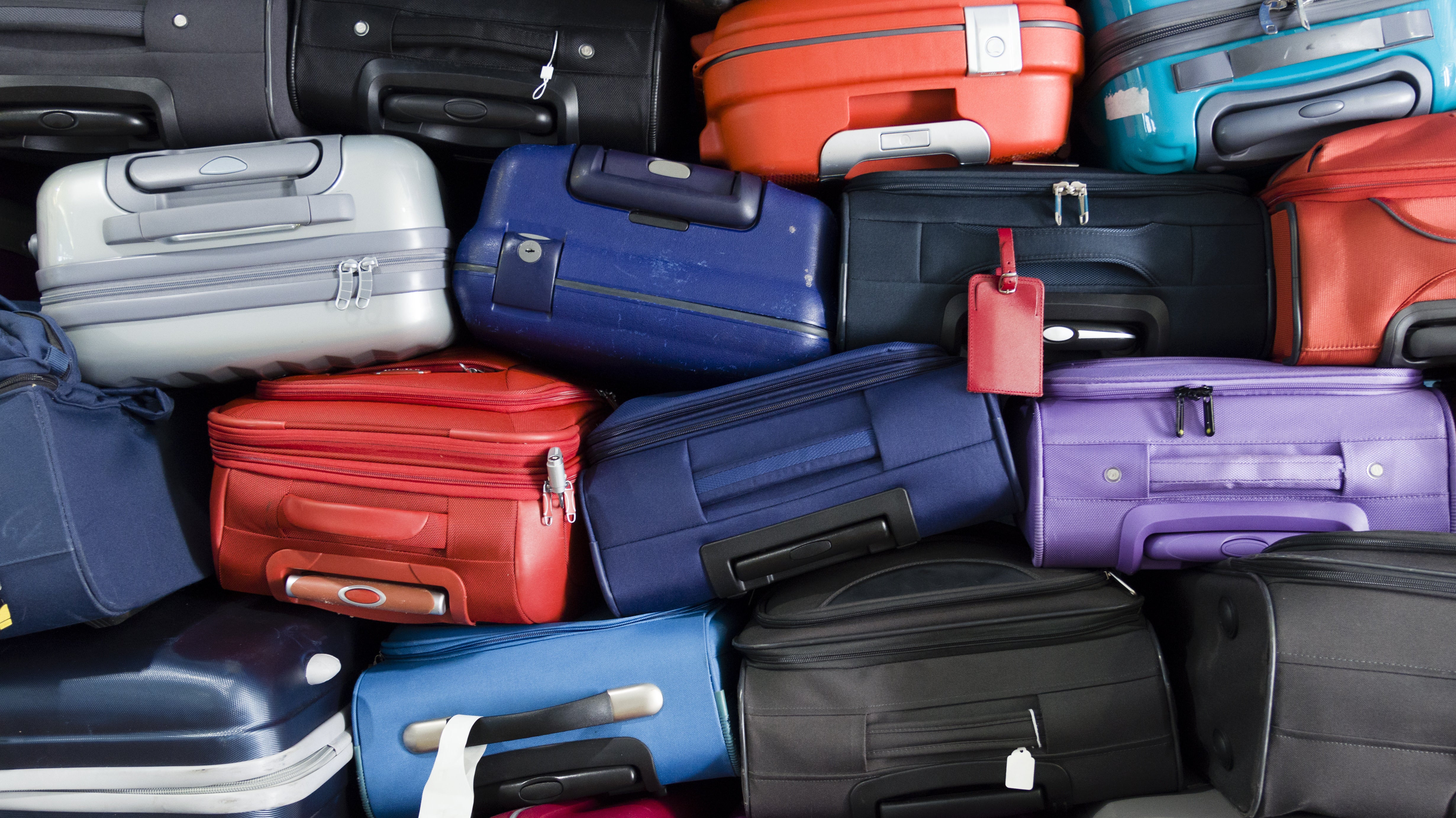 How To Help Your Luggage Stand Out