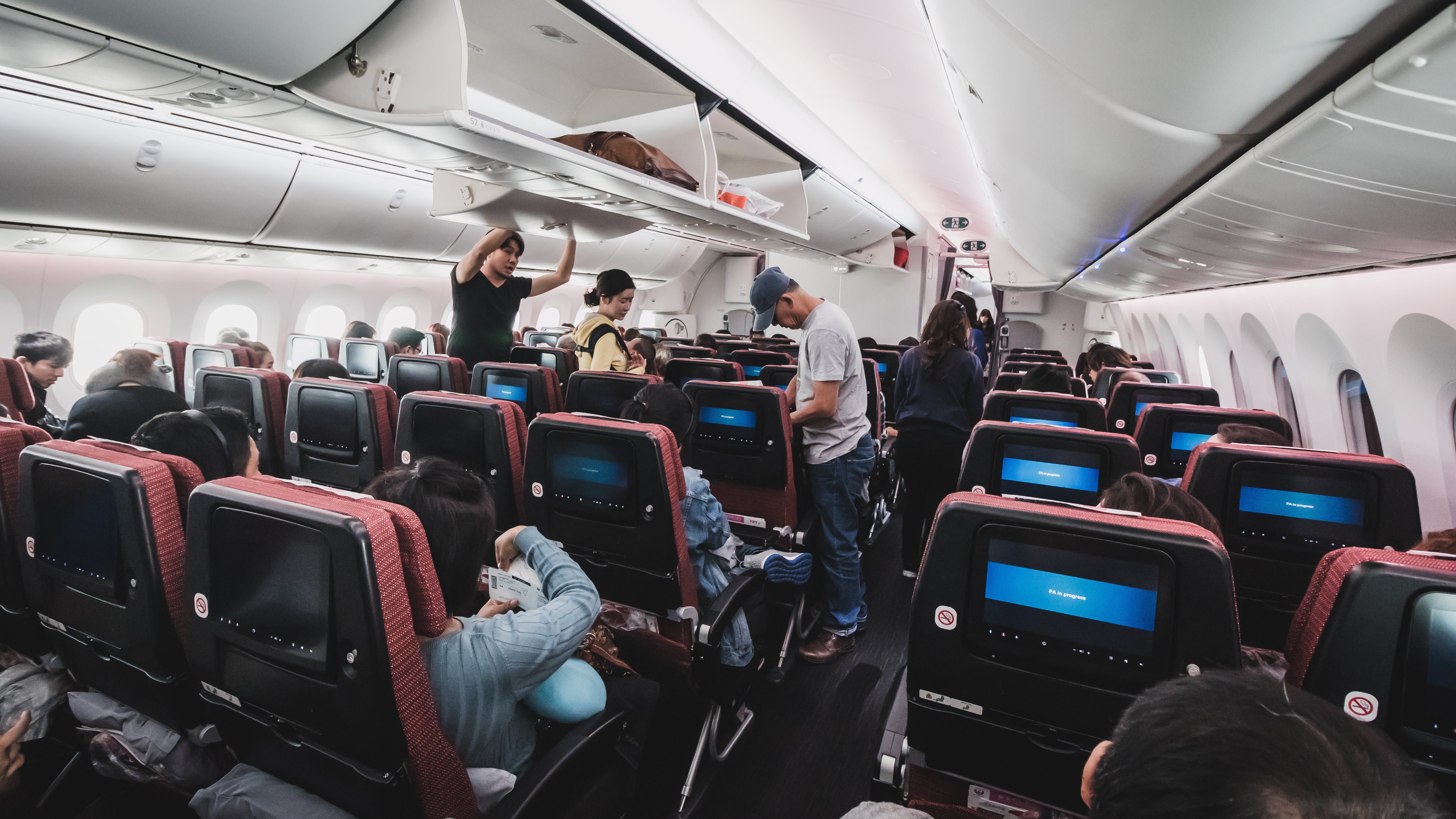 How To Survive The Middle Seat On Flights