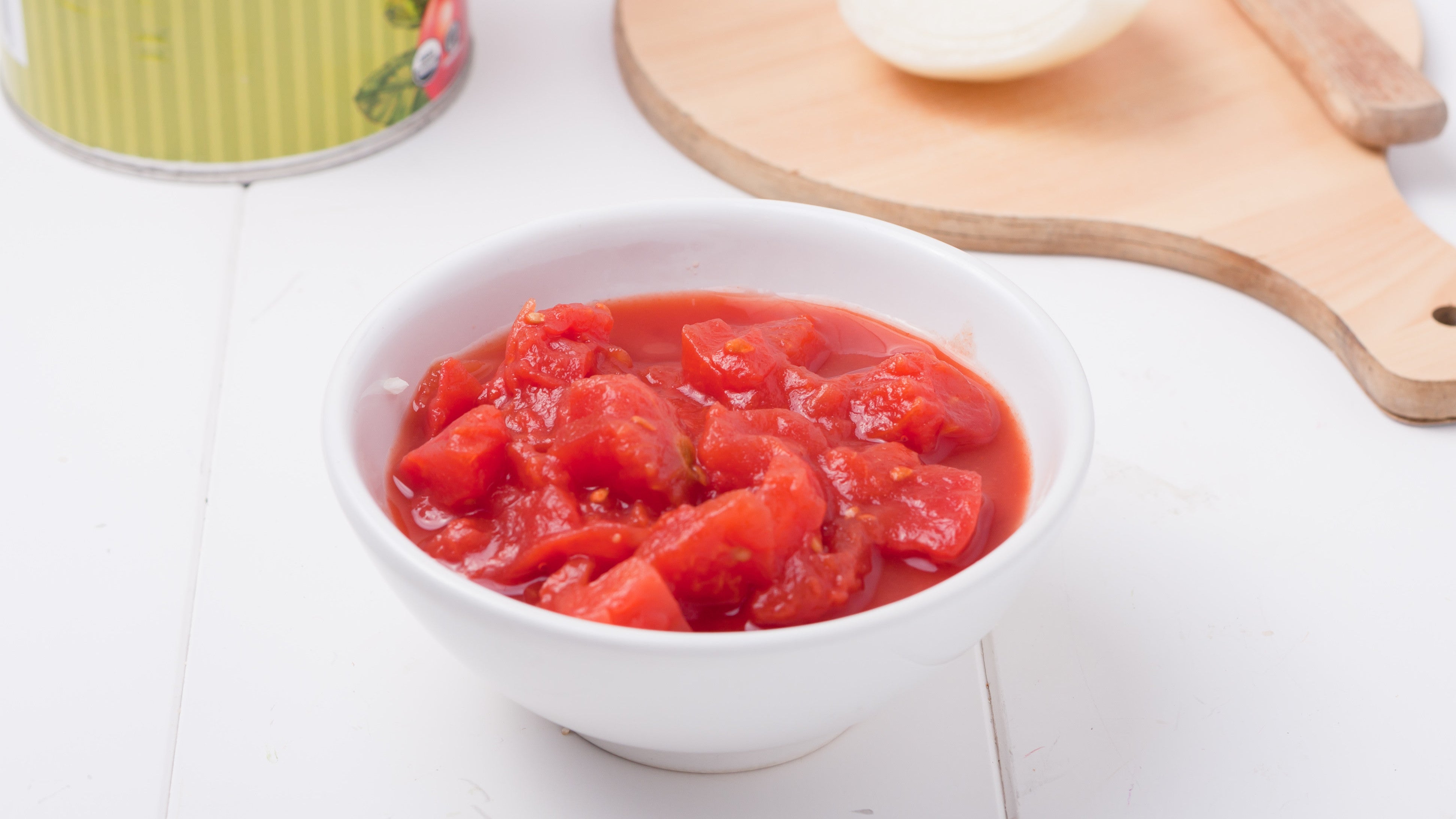 diced tomatoes in a bowl