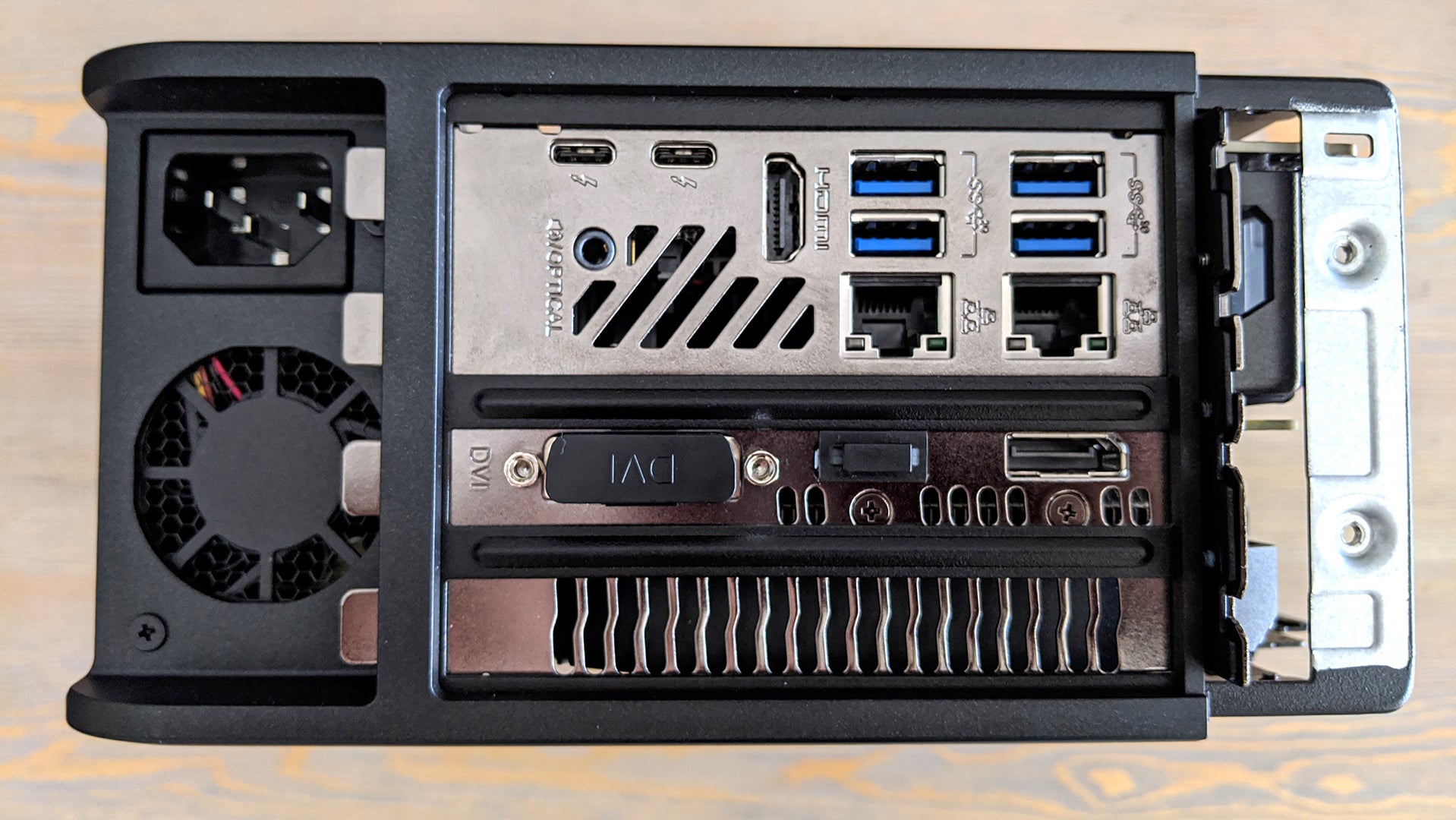 Intel nuc 9 extreme обзор